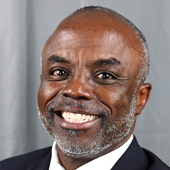 portrait of Dr. Brett Carter smiling