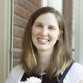 photo of lindsey woelker