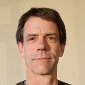 photo of Olav Rueppell