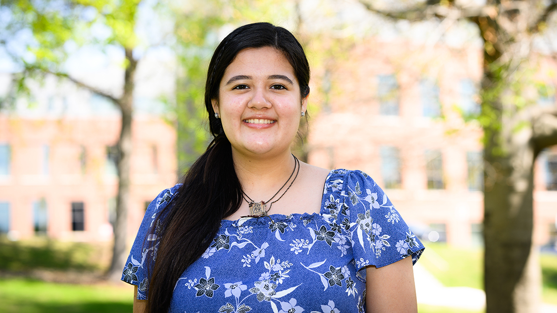Portrait of UNCG student Karina Juarez on campus