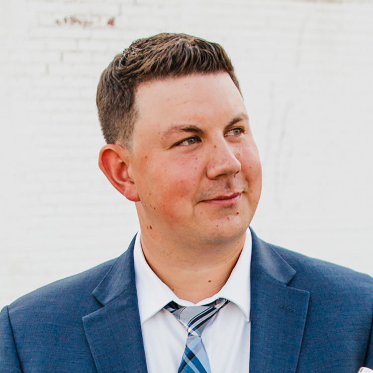 Garrett Klein headshot