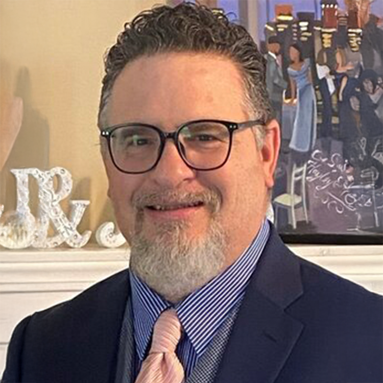 Headshot of Matthew McKinnon