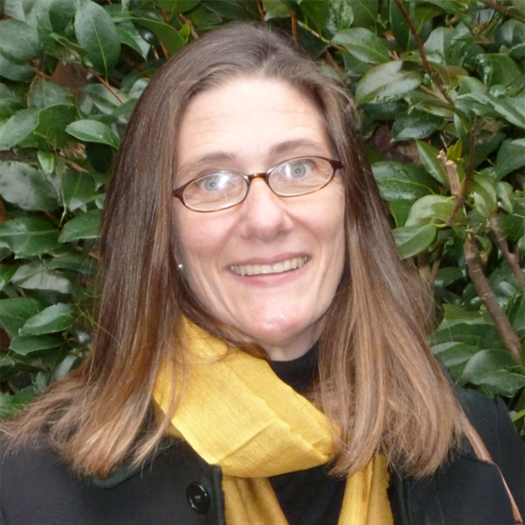 Headshot of Sarah Gates