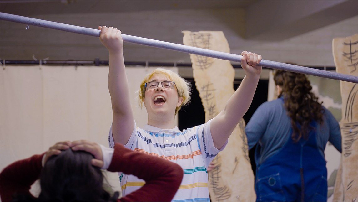 Chase Fontaine portraying Christopher Robin.