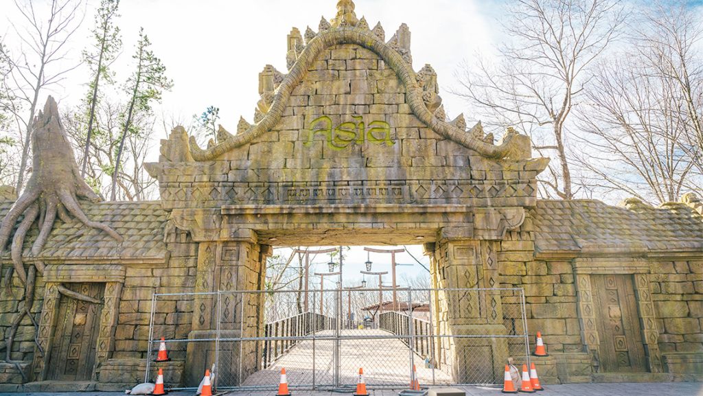 The gate to the Asia continent at the North Carolina Zoo.