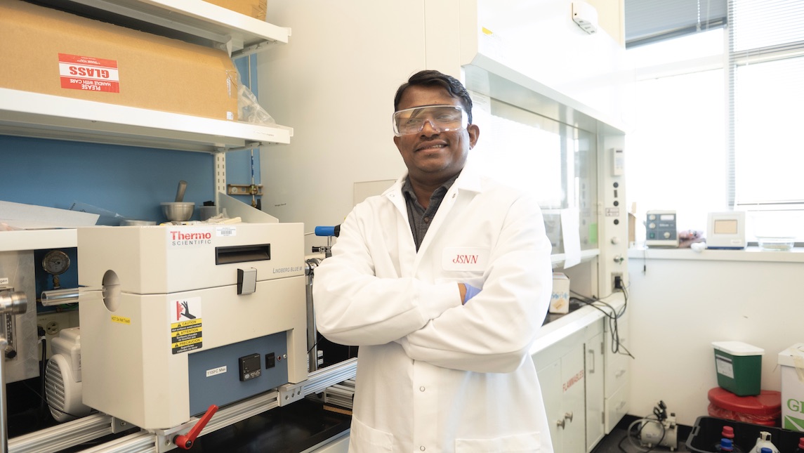 Dr. Sampath Gamage working in the JSNN lab.