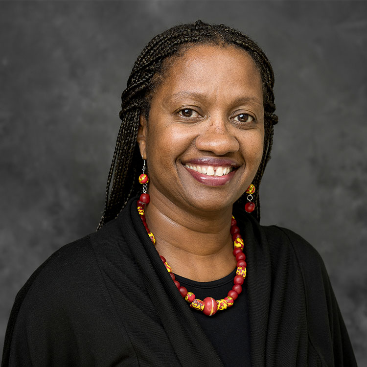 Headshot of Aileen Reid