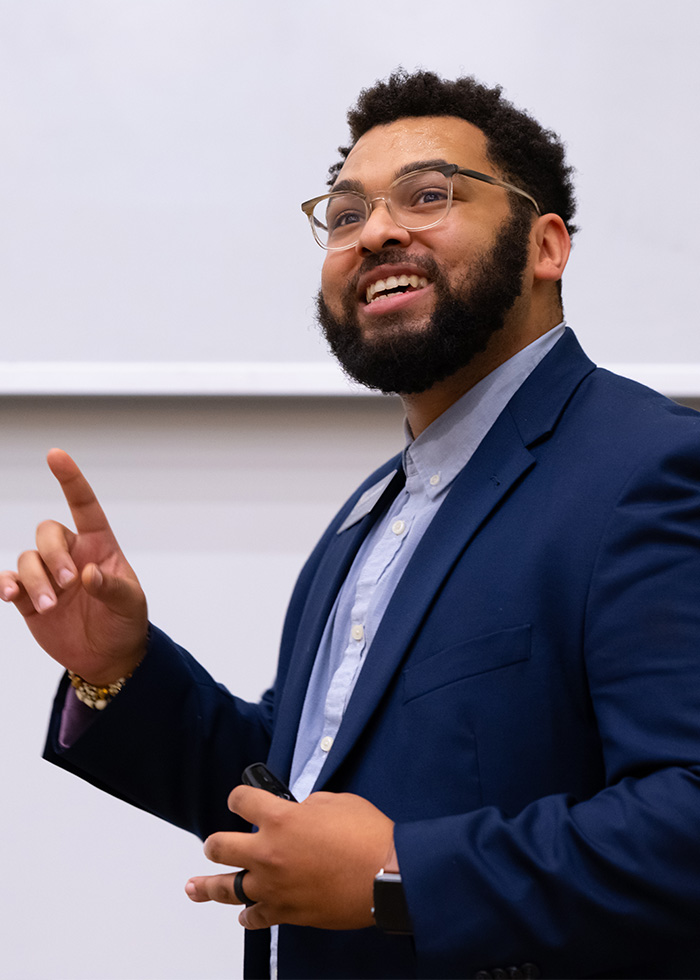 UNCG's Jordan Farmer.